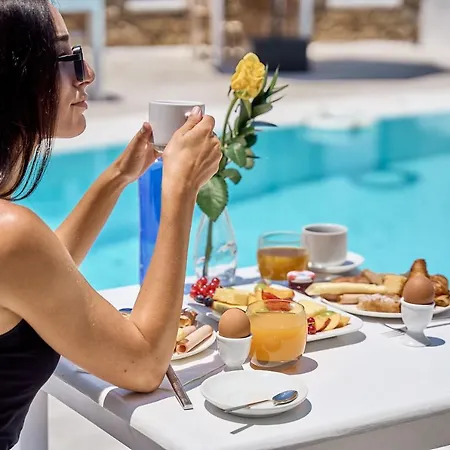 Ξενοδοχείο Paolas τown Boutique 4*
