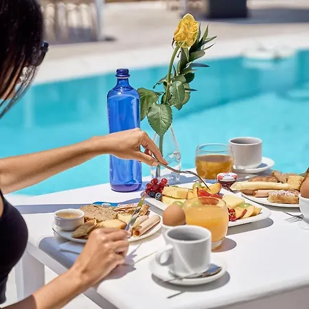 Ξενοδοχείο Paolas τown Boutique 4*